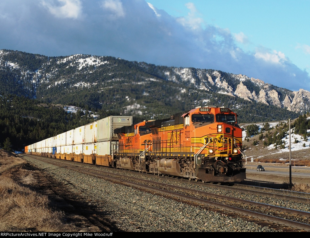 BNSF 5022